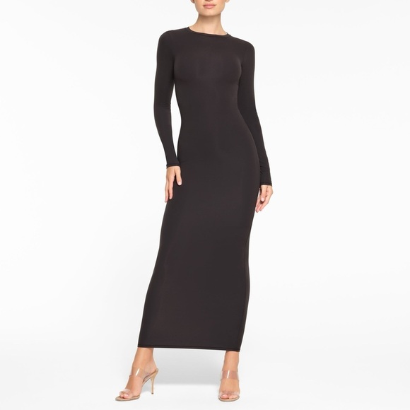 SKIMS FITS EVERYBODY CREW NECK LONG SLEEVE DRESS Onyx Black S Small NWT New - Picture 3 of 7